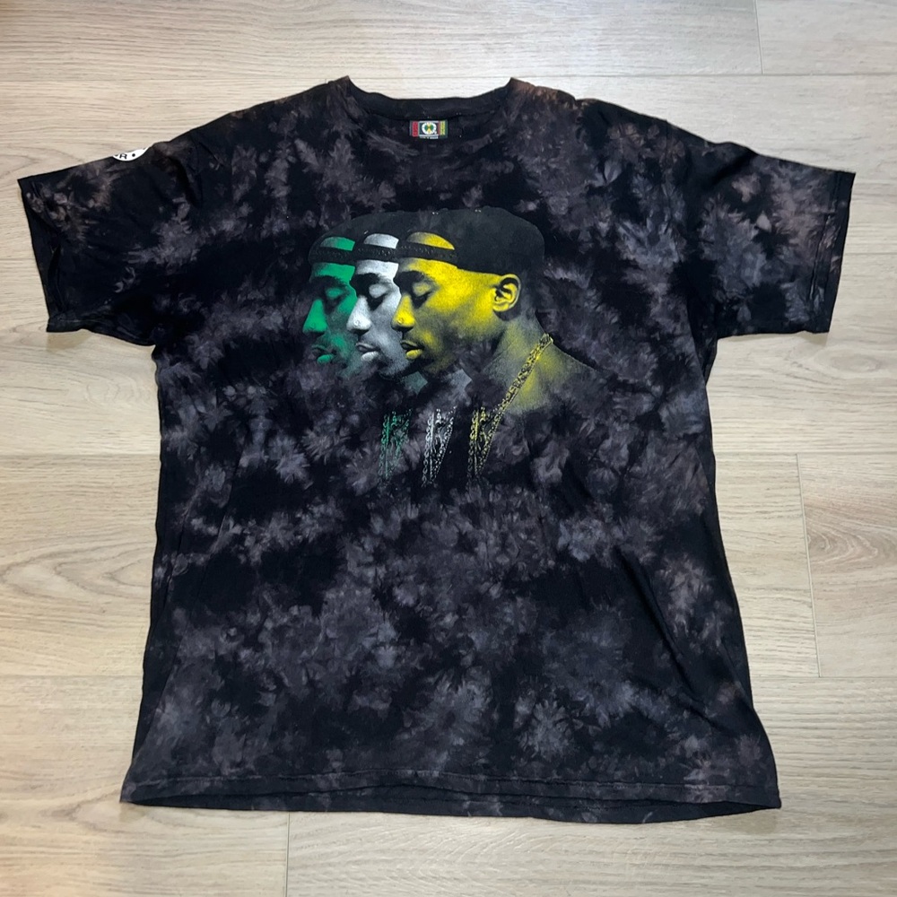 Vintage Tupac Shakur Allover Graphic Tee (Y2K Hip-Hop Legend)